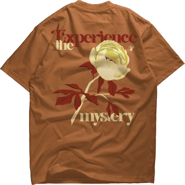 Rust tee printed Experience the mystery around a rose
